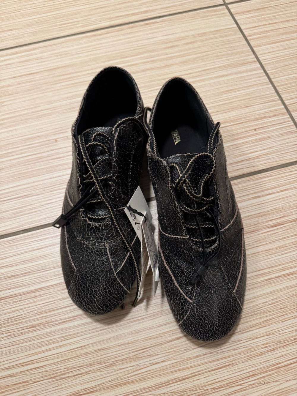 Zara Distressed Leather Sneackers NWT